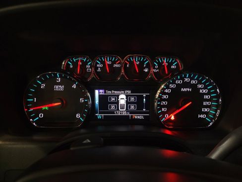 Used 2018 Chevrolet Silverado 1500 LT w/ All Star Edition RWD image 23
