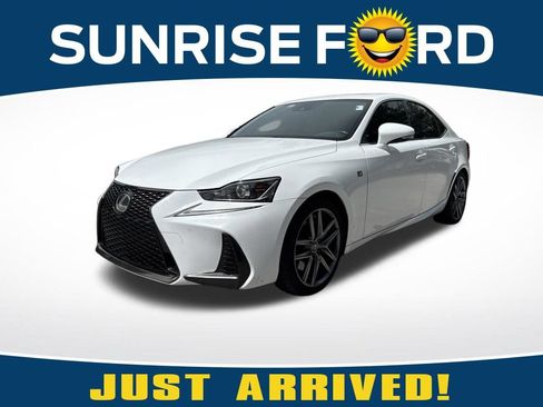 Used 2018 Lexus IS 300 F Sport w/ F Sport Package RWD image 1