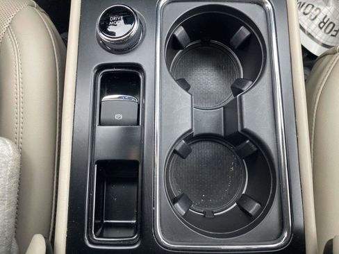 New 2025 Lincoln Corsair FWD w/ Equipment Group 101A image 27