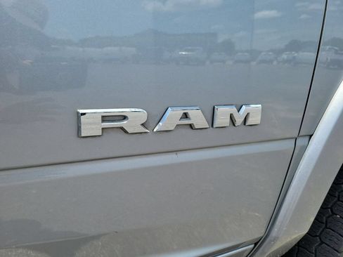 Used 2022 RAM 2500 Laramie AWD/4WD image 23