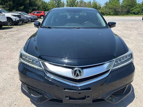 Used 2018 Acura ILX FWD image 2