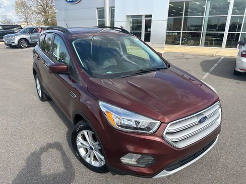 Used 2018 Ford Escape SE image 6