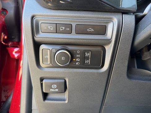 Used 2022 Ford F150 XLT w/ Equipment Group 302A High image 13