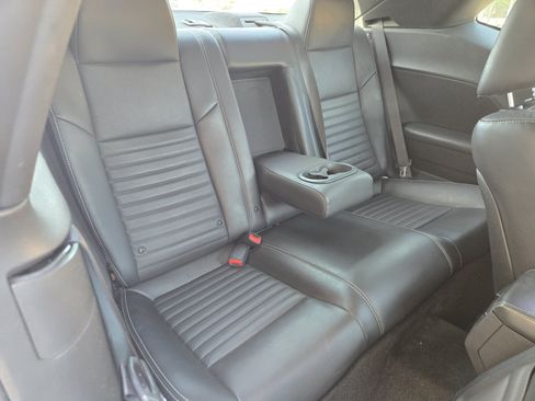Used 2012 Dodge Challenger R/T Plus RWD image 9