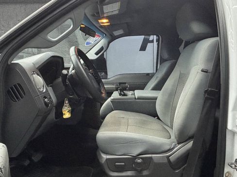 Used 2011 Ford F250 XLT w/ XLT Interior Pkg AWD/4WD image 17