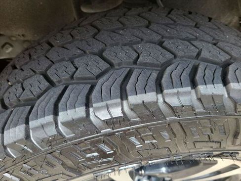 Certified 2019 Toyota Tacoma TRD Sport RWD image 20