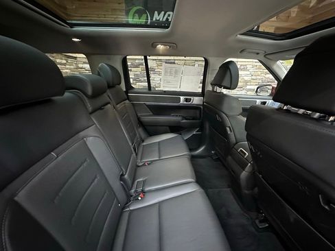 Used 2024 Hyundai Santa Fe Limited image 29