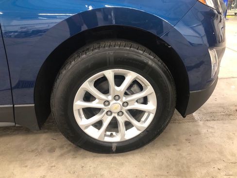 Used 2020 Chevrolet Equinox LT w/ LPO, Floor Liner Package AWD/4WD image 31