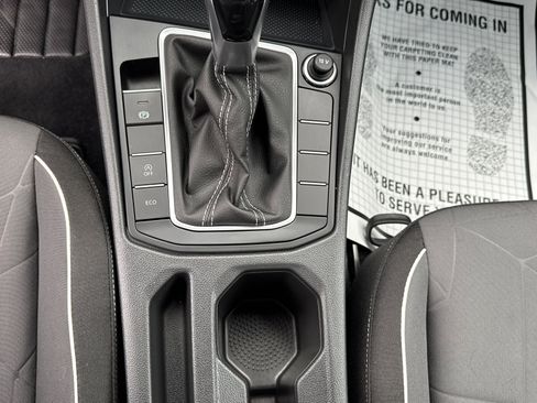 Used 2025 Volkswagen Jetta Sport FWD image 12