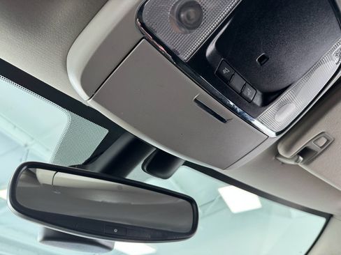 Used 2018 Dodge Durango SXT w/ 3rd Row Seating Group image 27