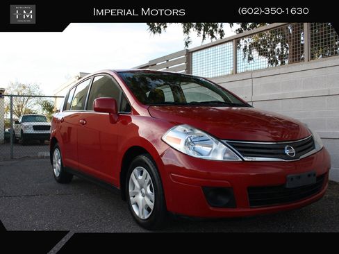 Used 2012 Nissan Versa 1.8 S w/ Plus Pkg image 1
