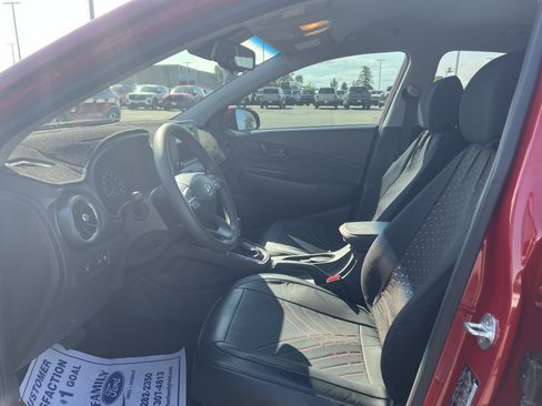 Used 2022 Hyundai Kona SEL image 18