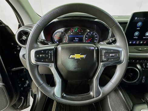 Certified 2024 Chevrolet Blazer LT w/ Convenience Package image 9
