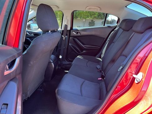 Used 2014 MAZDA MAZDA3 i Sport image 22