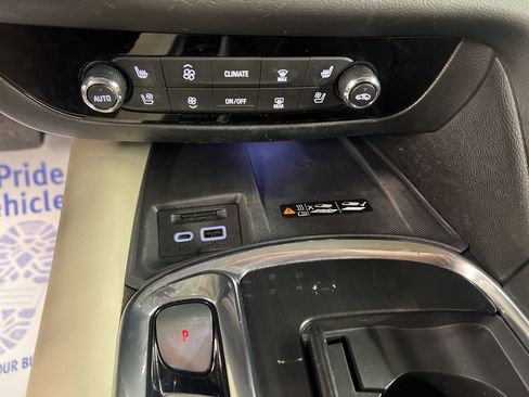 Used 2023 Buick Enclave Premium w/ Experience Buick Package image 14