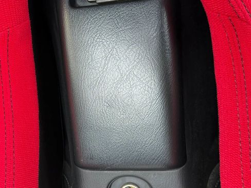 Used 2006 Honda S2000 image 27