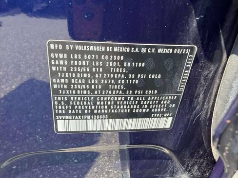 Used 2023 Volkswagen Tiguan SE w/ Panoramic Sunroof Package AWD/4WD image 19