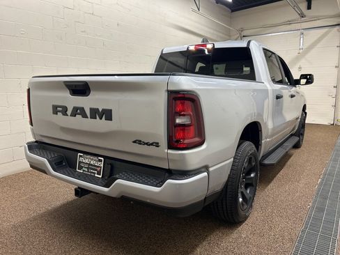 New 2026 RAM 1500 Express AWD/4WD image 5
