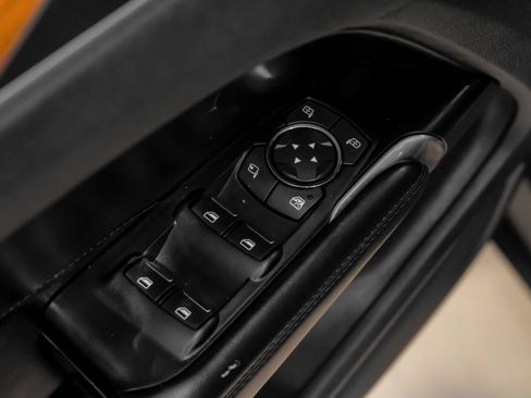 Used 2019 Lincoln MKC Select w/ Select Plus Package FWD image 54
