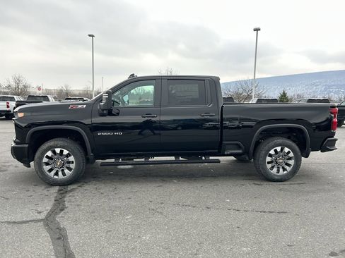 New 2026 Chevrolet Silverado 2500 Custom w/ Custom Value Package image 4