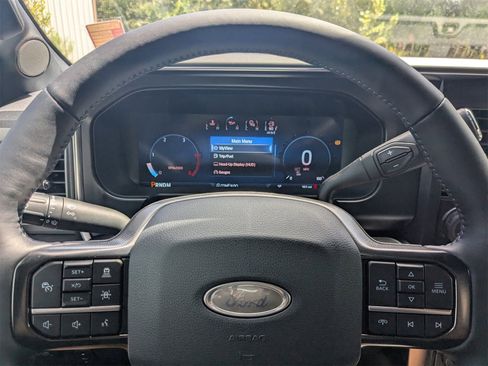 New 2025 Ford F250 Platinum w/ Tremor Off-Road Package image 30