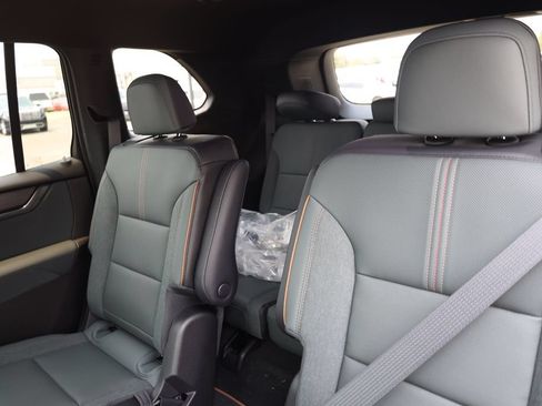 New 2026 GMC Acadia AT4 w/ Luxury Package AWD/4WD image 19
