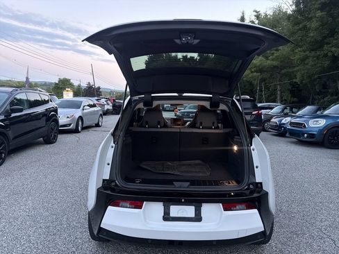 Used 2017 BMW i3 w/ Range Extender RWD image 15