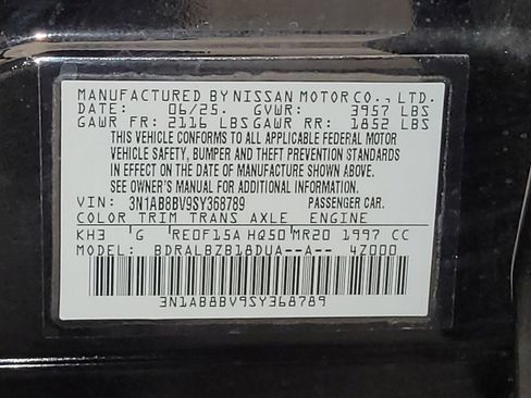 Used 2025 Nissan Sentra S FWD image 33