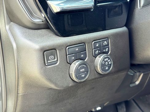 Used 2024 Chevrolet Silverado 2500 LT image 14