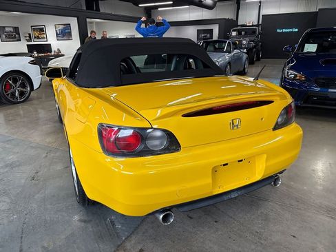 Used 2003 Honda S2000 image 13