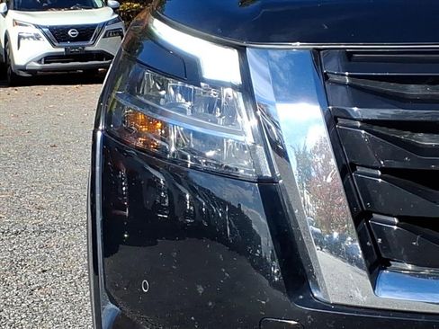 Used 2023 Nissan Pathfinder Platinum w/ Cargo Package image 14