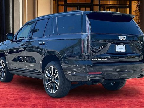 New 2026 Cadillac Escalade Sport AWD/4WD image 4
