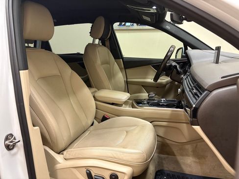 Used 2018 Audi Q7 3.0T Prestige AWD/4WD image 40