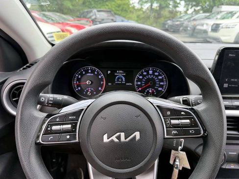 Used 2023 Kia Forte LXS FWD image 23