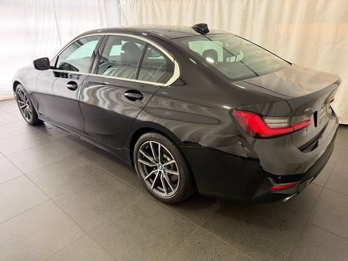 Used 2020 BMW 330i xDrive Sedan w/ Convenience Package AWD/4WD image 3