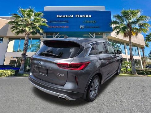Used 2020 INFINITI QX50 Luxe w/ Navigation Package FWD image 4