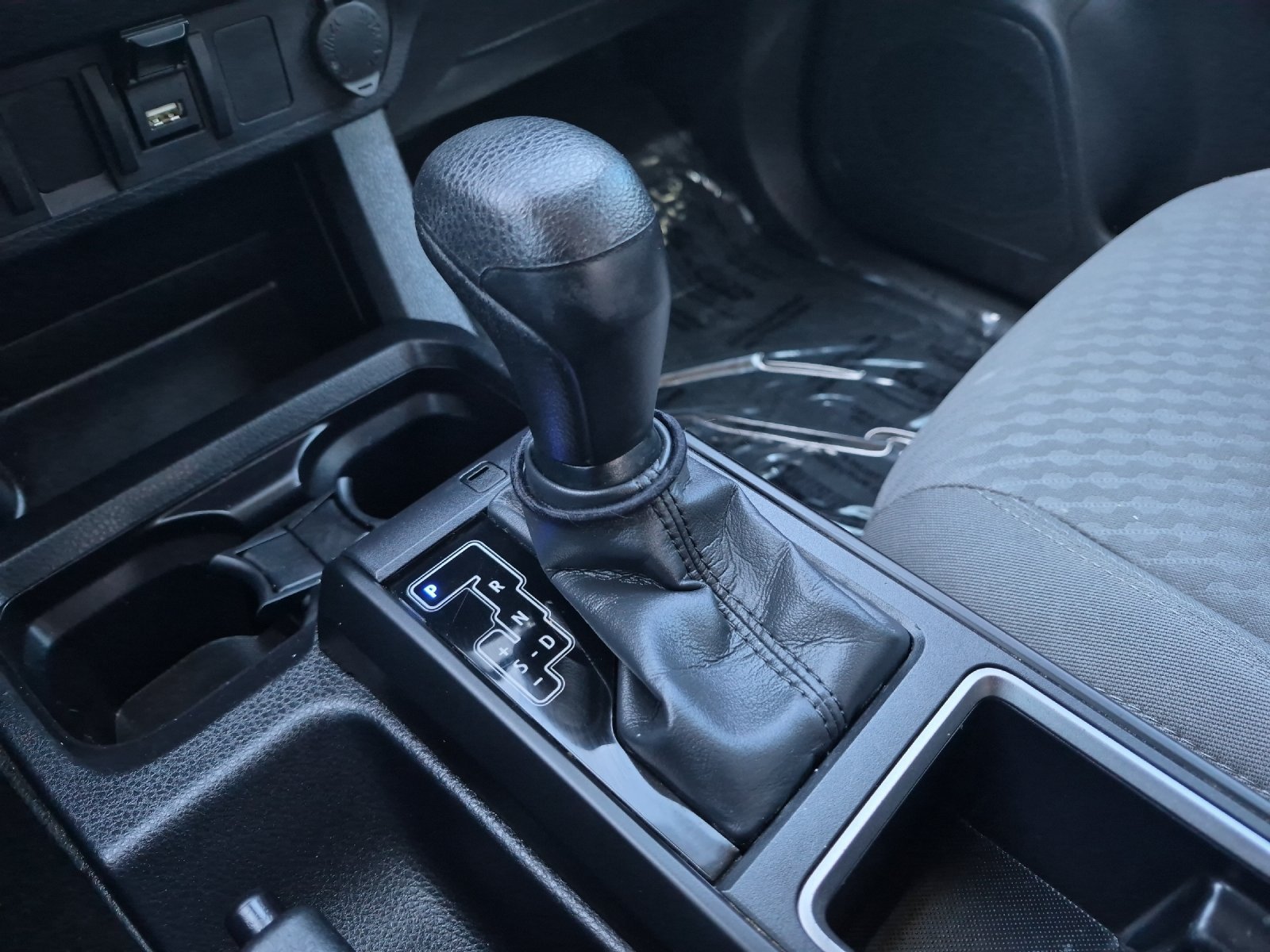 Used 2023 Toyota Tacoma SR AWD/4WD image 18