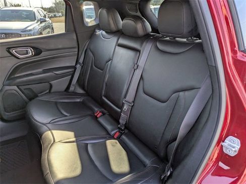 Used 2025 Jeep Compass Trailhawk w/ Trailhawk Elite Group image 25