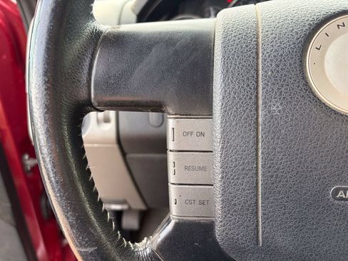 Used 2007 Lincoln Mark LT 4x4 image 14