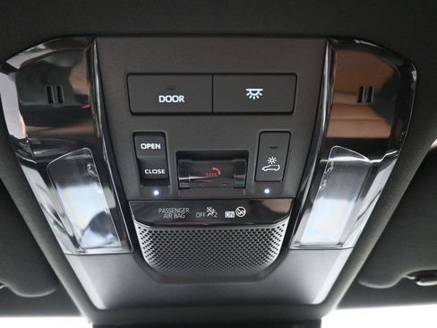 Used 2026 Lexus GX 550 w/ Accessory Package (2T) AWD/4WD image 24
