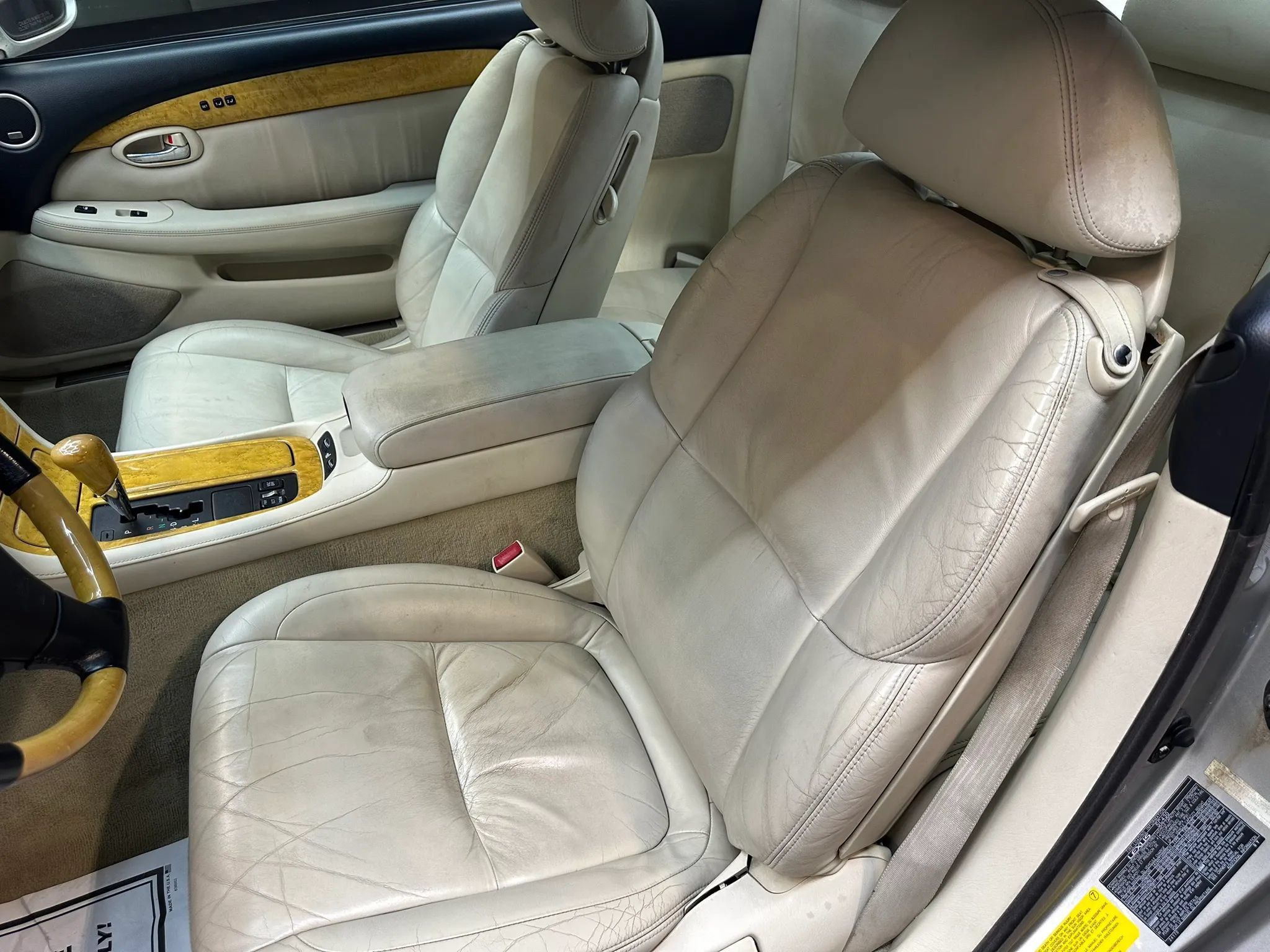 Used 2002 Lexus SC 430 Convertible RWD image 18