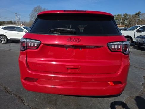 Used 2023 Jeep Compass Limited image 5