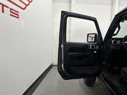Used 2021 Jeep Wrangler Sport AWD/4WD image 36