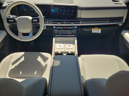 New 2026 Hyundai Santa Fe SE image 11
