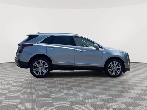 Used 2024 Cadillac XT5 Premium Luxury AWD/4WD image 9