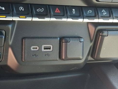 Used 2020 Chevrolet Silverado 1500 LT Trail Boss AWD/4WD image 27