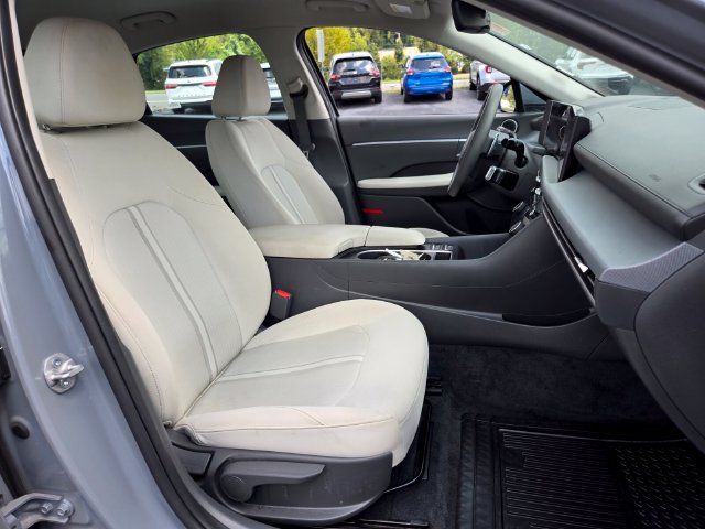 Used 2025 Hyundai Sonata SEL FWD image 20