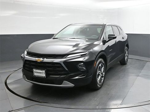 Used 2025 Chevrolet Blazer LT image 30