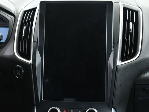 Used 2022 Ford Edge ST image 9