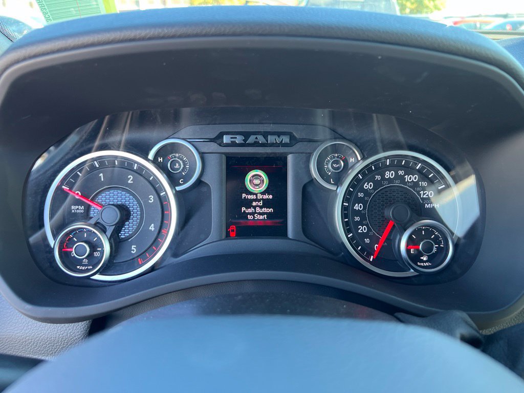 New 2027 RAM 3500 Big Horn AWD/4WD image 7